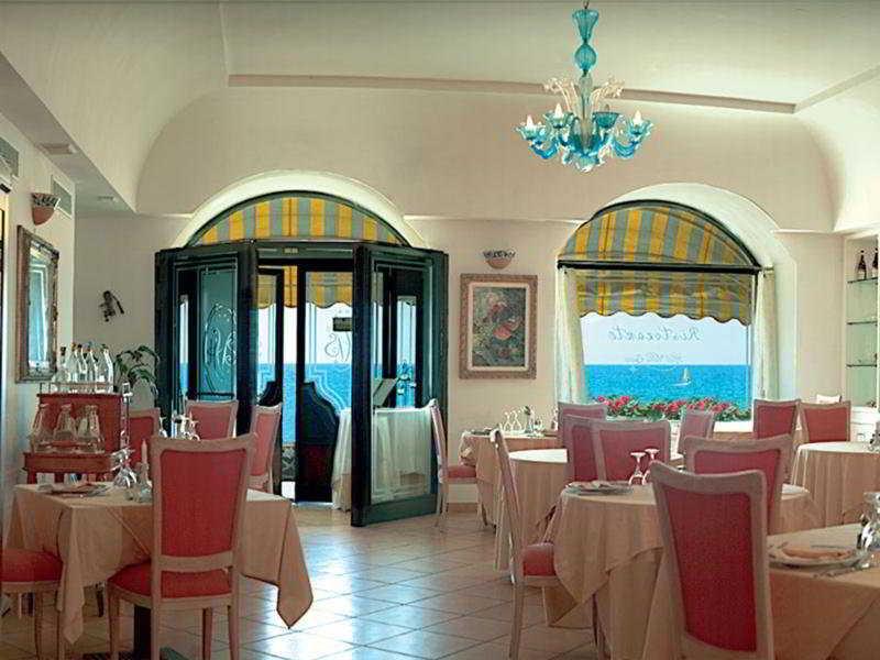 Hotel Villa Sirio Санта-Мария-ди-Кастеллабате Экстерьер фото