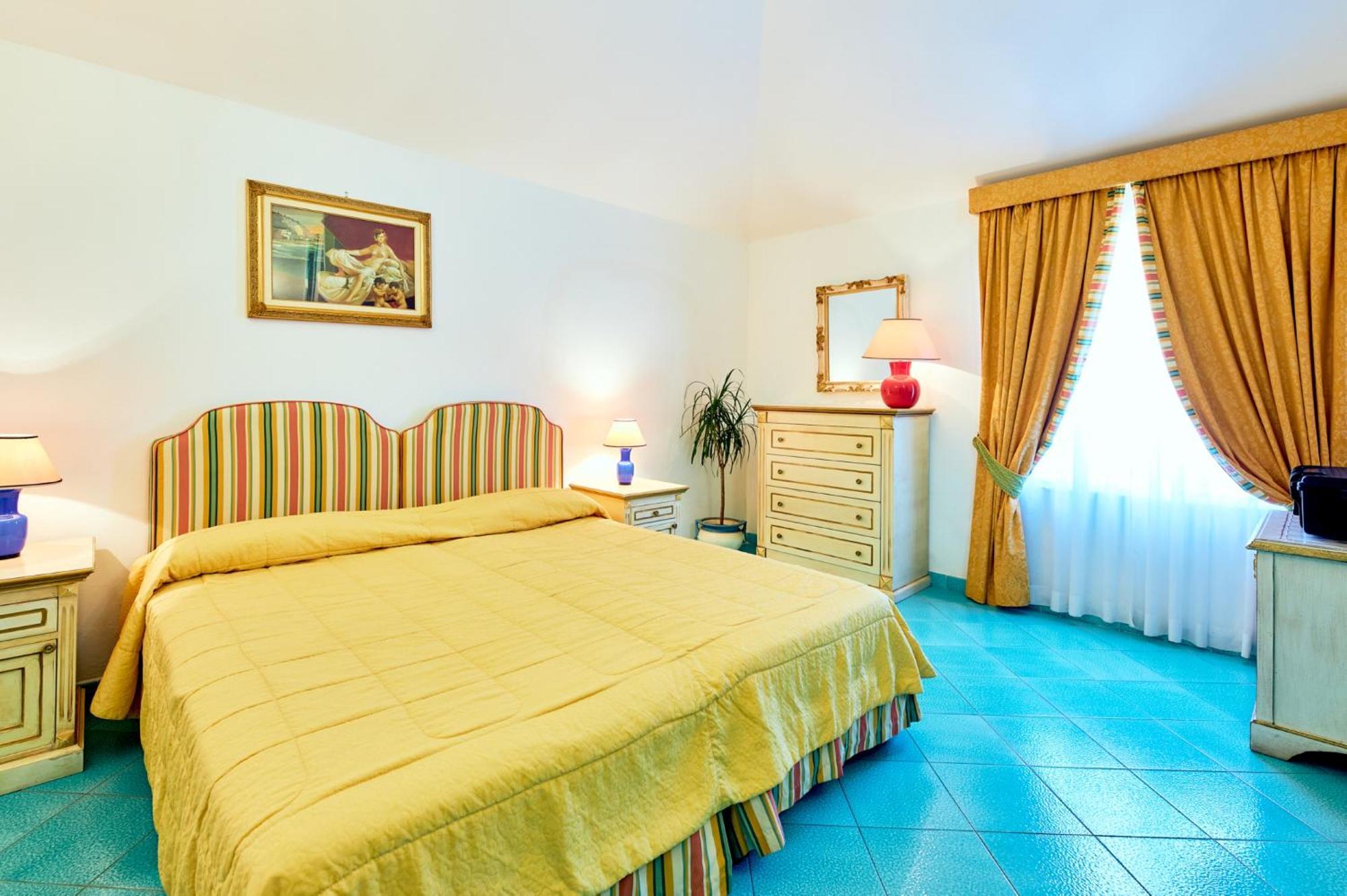 Hotel Villa Sirio Санта-Мария-ди-Кастеллабате Экстерьер фото