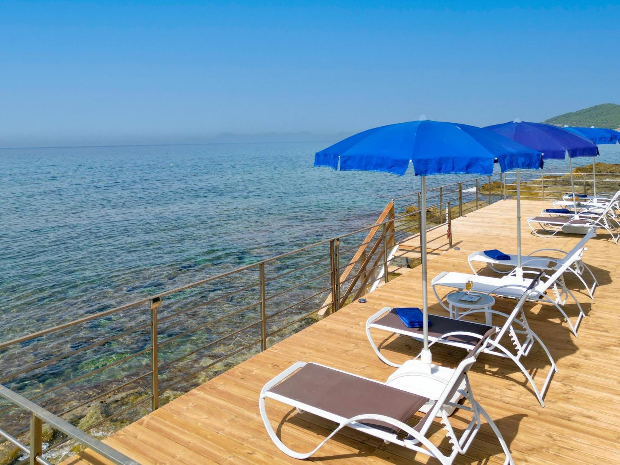 Hotel Villa Sirio Санта-Мария-ди-Кастеллабате Экстерьер фото